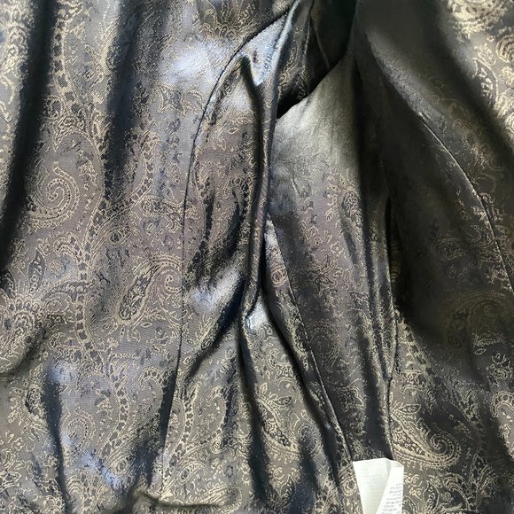 Two Ten Ten Black Blazer with paisley lining - Picture 3 of 4